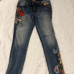 Driftwood jeans with flower and butterfly embroidery details
